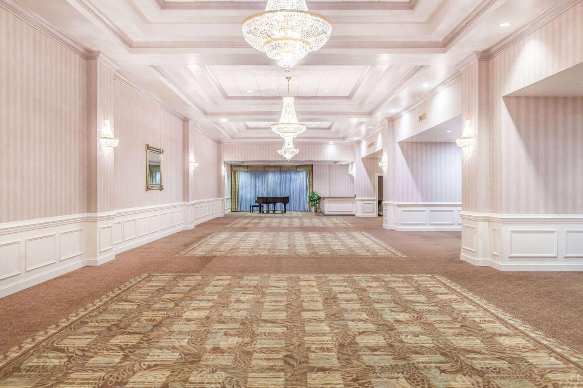 Wyndham Virginia Beach Oceanfront מראה חיצוני תמונה